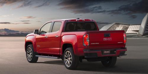 2017_Canyon_Denali_2.jpeg