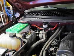 new_truck_pics_004edit_battery.jpg