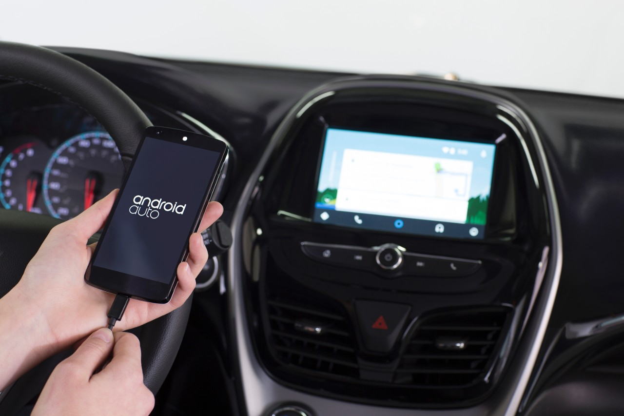 More information about "Android Auto & Apple CarPlay coming to"