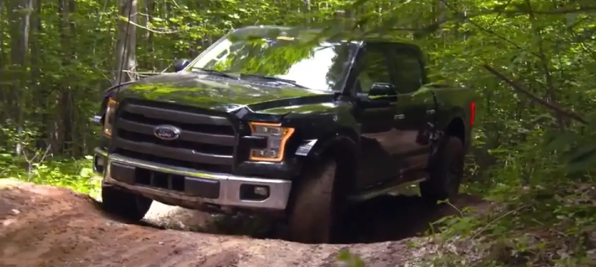More information about "Video: Check out the 2017 Ford Raptor in off-road testing"