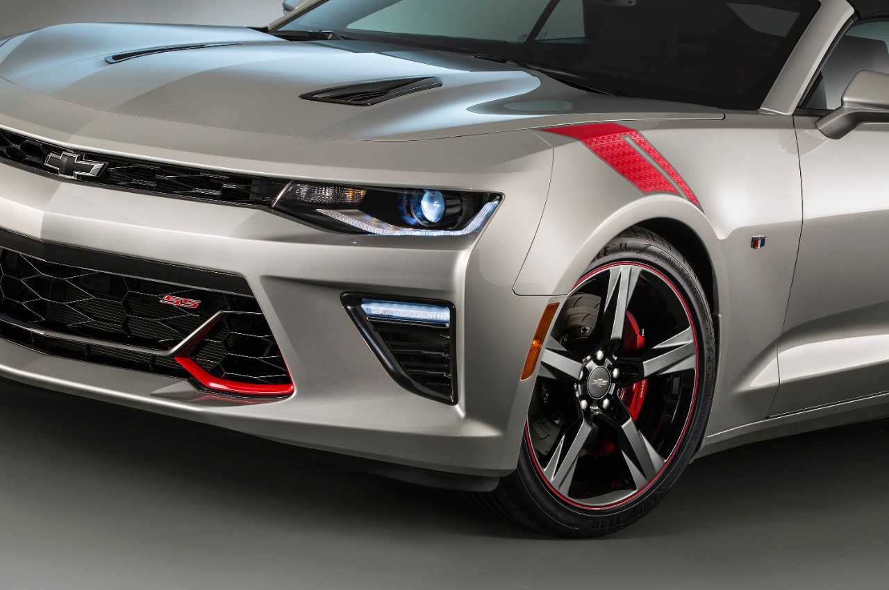 More information about "Chevy Red & Black Accent Camaro SS Concepts Rock SEMA"