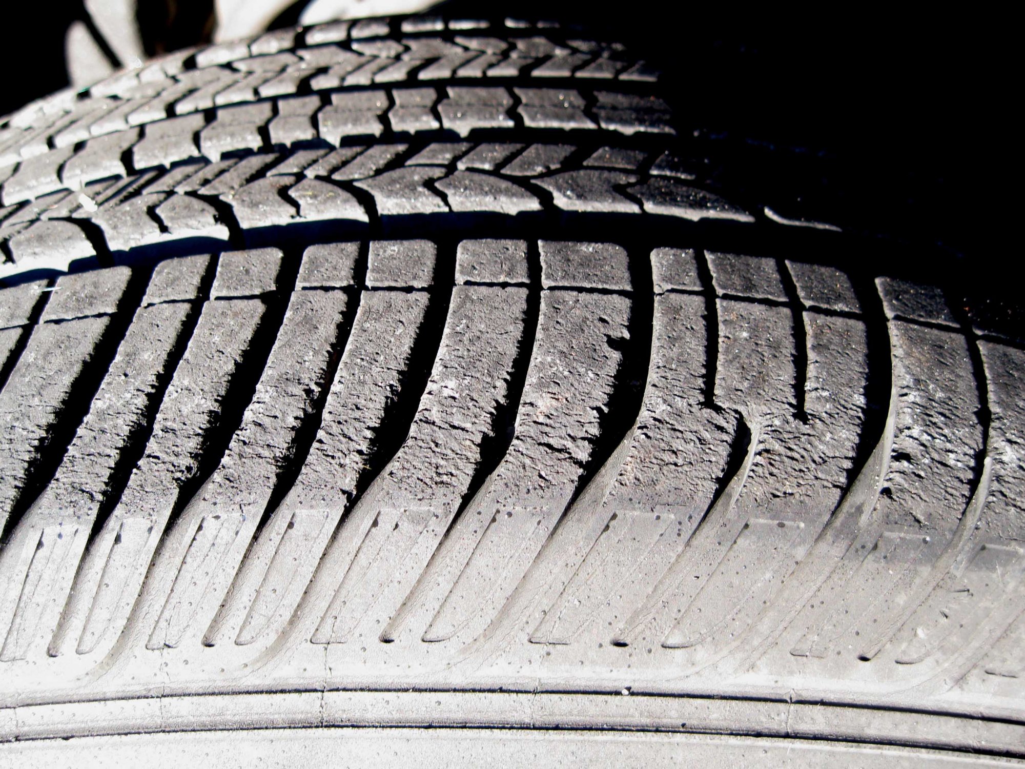 Goodyear Assurance Tire Issue 14 18 Silverado Sierra Troubleshooting Gm Trucks Com