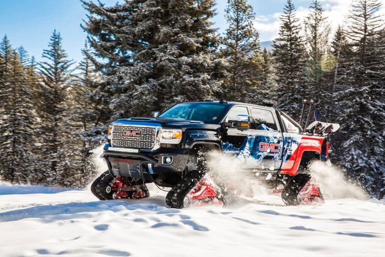 2018-GMC-Sierra-2500HD-All-Mountain-Concept-001.jpg