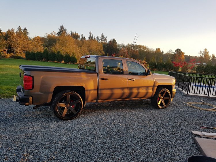 silverado.thumb.jpg.a8b7af61e1ac00dfbd5e6d9c1aa2772a.jpg