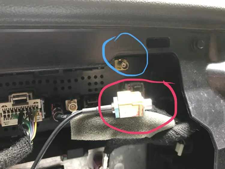 2017 XM Antenna connection Audio, Electronics, OnStar, MyLink, Intellilink & SiriusXM GM