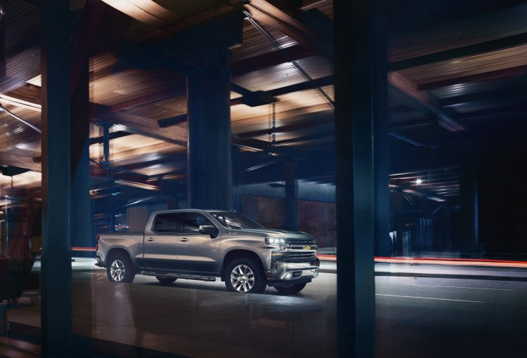 2019-Chevrolet-Silverado-011.jpg