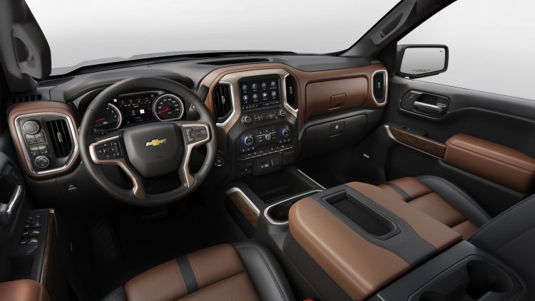 2019-Chevrolet-Silverado-014.jpg