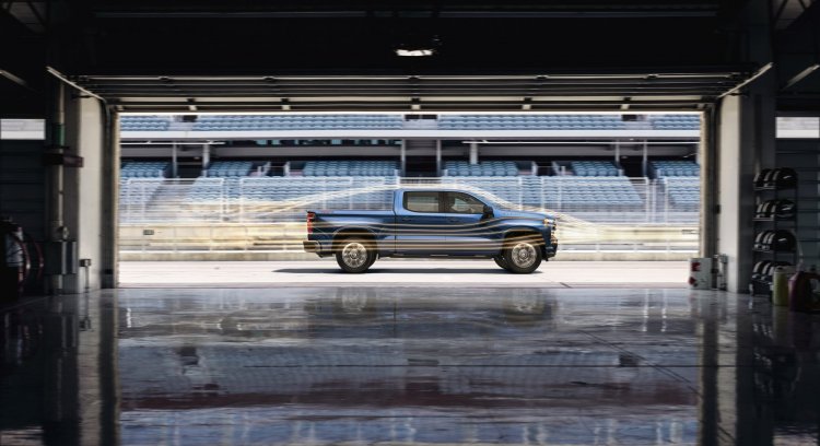 2019-Chevrolet-Silverado-016.jpg