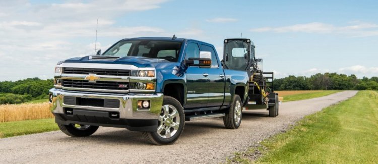 silverado HD 18 towing.jpg