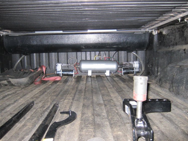 5a616ba5e59cd_SilveradoViairaircompressorinstalled.thumb.JPG.06c44d00a03d32d418a01cd8c91db88b.JPG