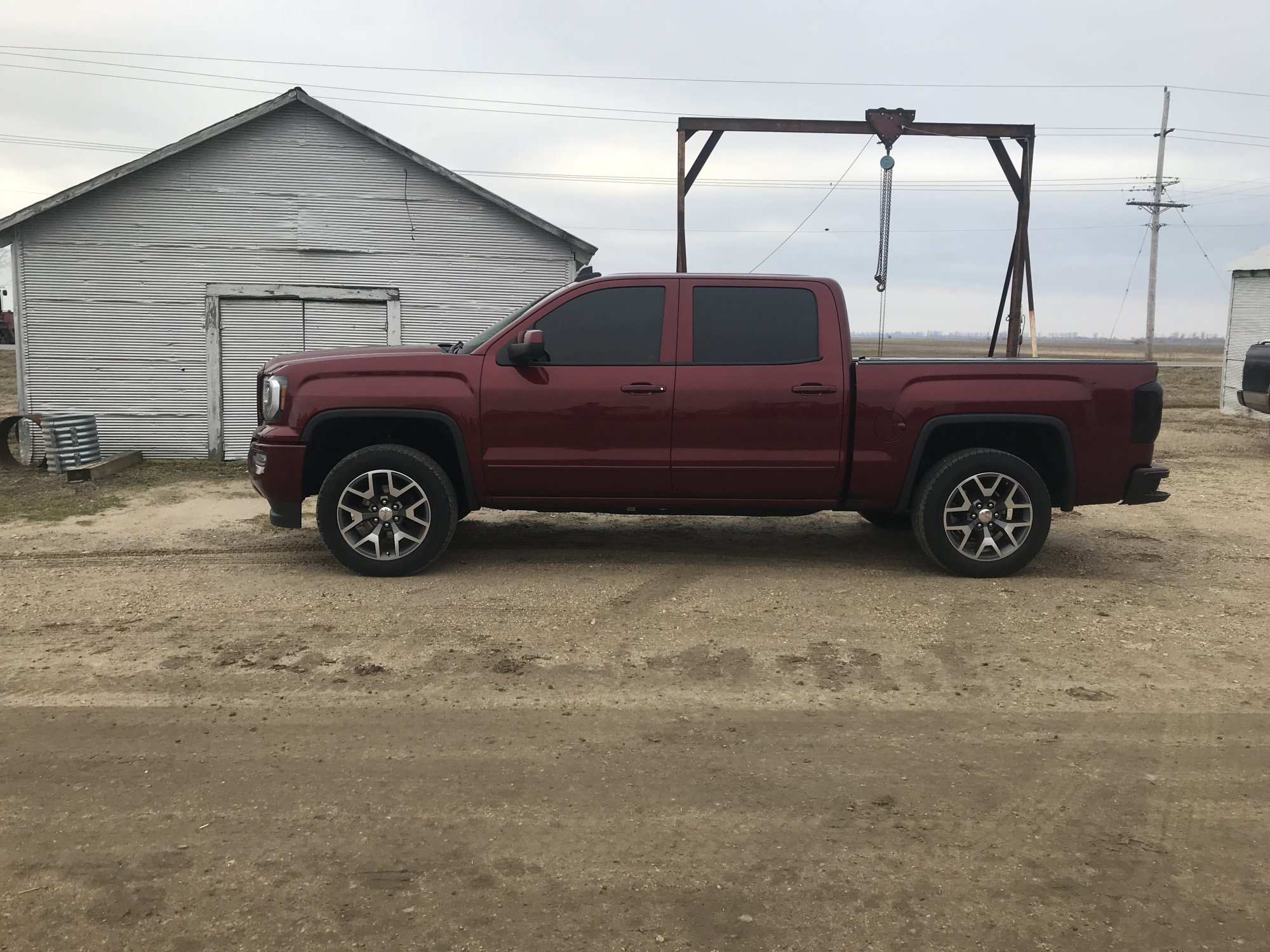 Vinyl wrapped door pillars 20142018 Silverado & Sierra Mods GM