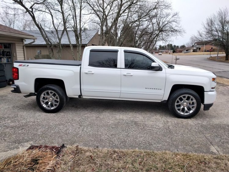 silverado-wheels.thumb.jpg.7045fa2b3c4bd6113abc40689db81a27.jpg
