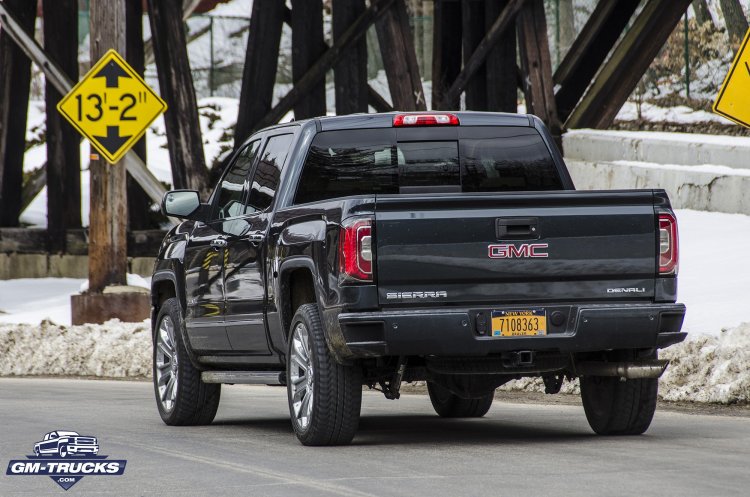 2018_GMC_SierraDenali_ReviewP1_09.jpg