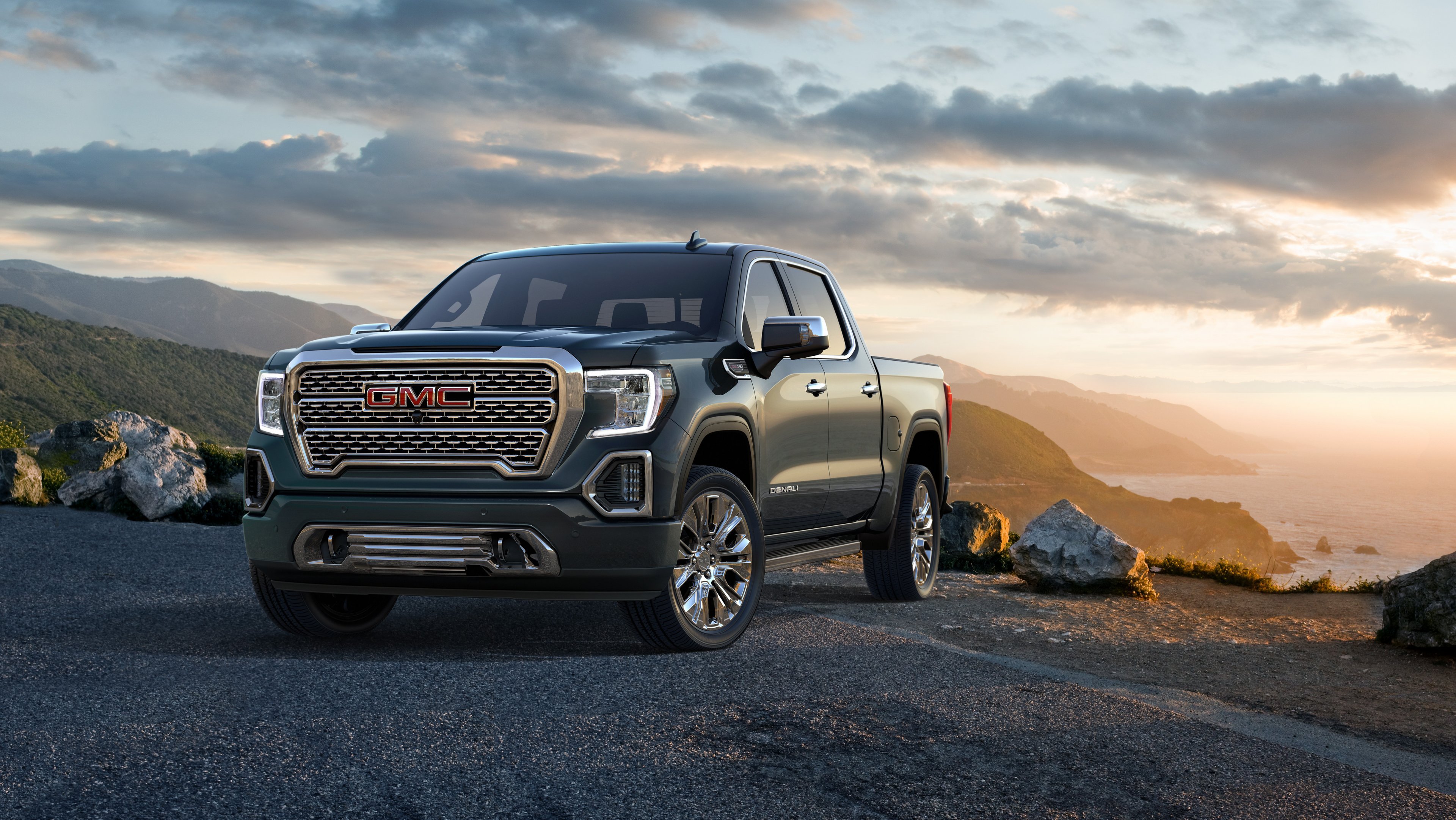 2019 GMC Sierra Denali Front