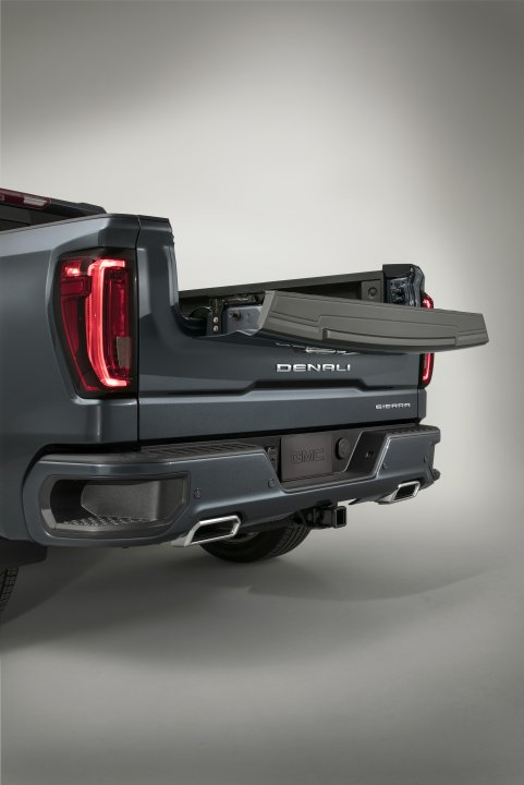 2019-GMC-Sierra-Denali-011.jpg