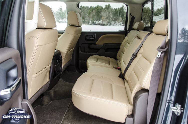 2018_Sierra_Denali_Review_Interior_15.jpg