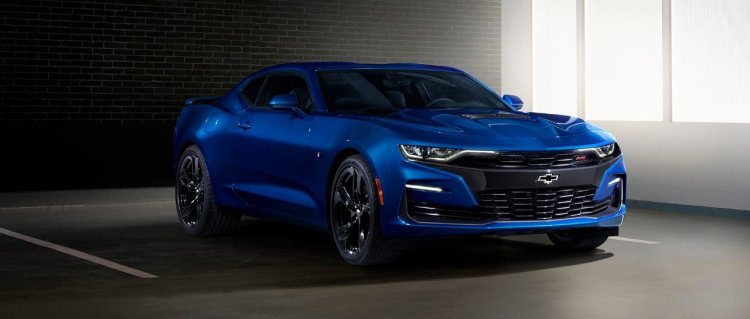 2019-Chevrolet-CamaroSS-002.jpg