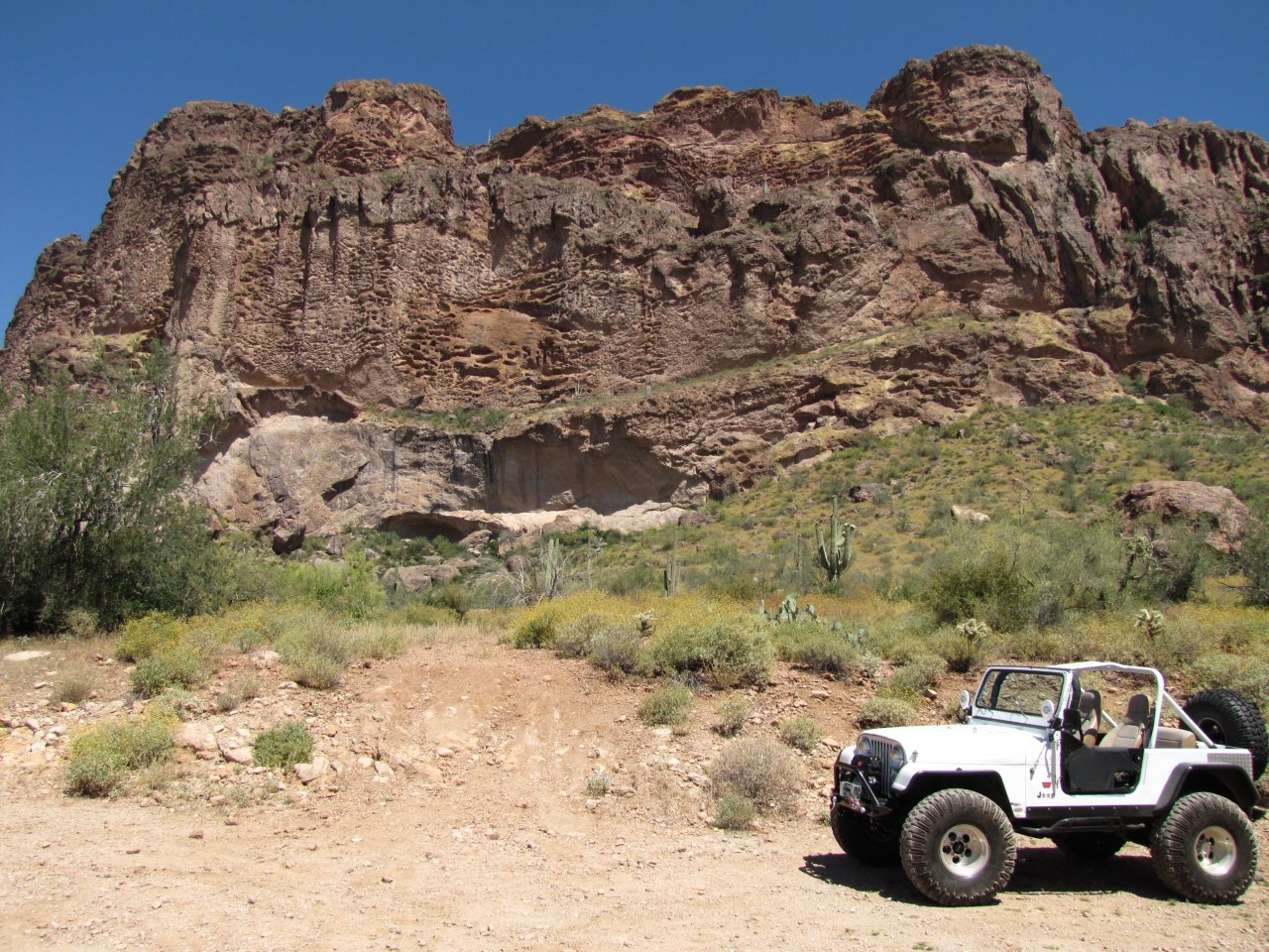 1983 CJ7 4 wheelin around AZ!