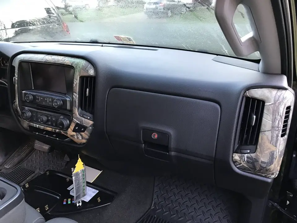 Realtree Interior 1.jpg