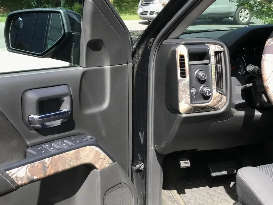 Realtree Interior 11.jpg