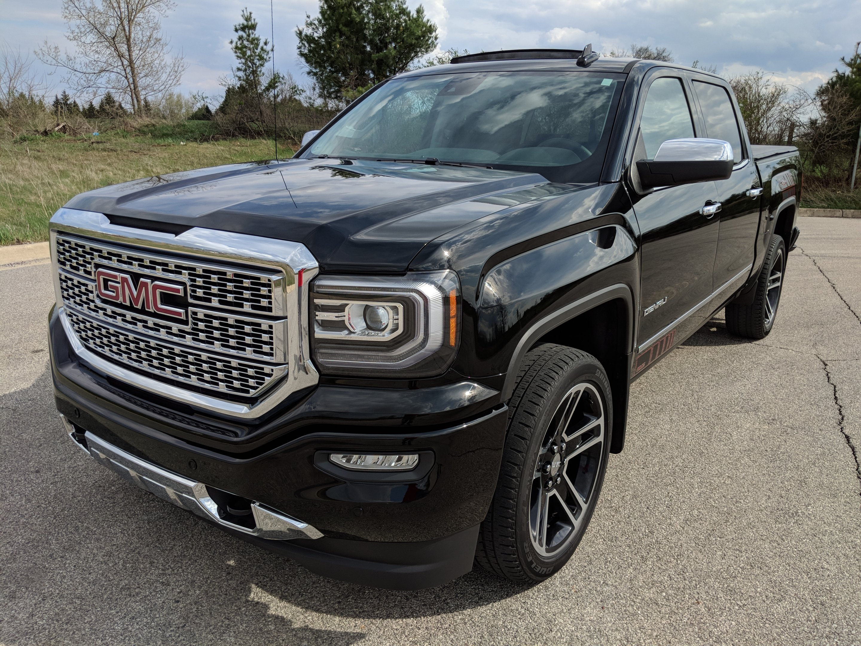 Gmc denali пикап