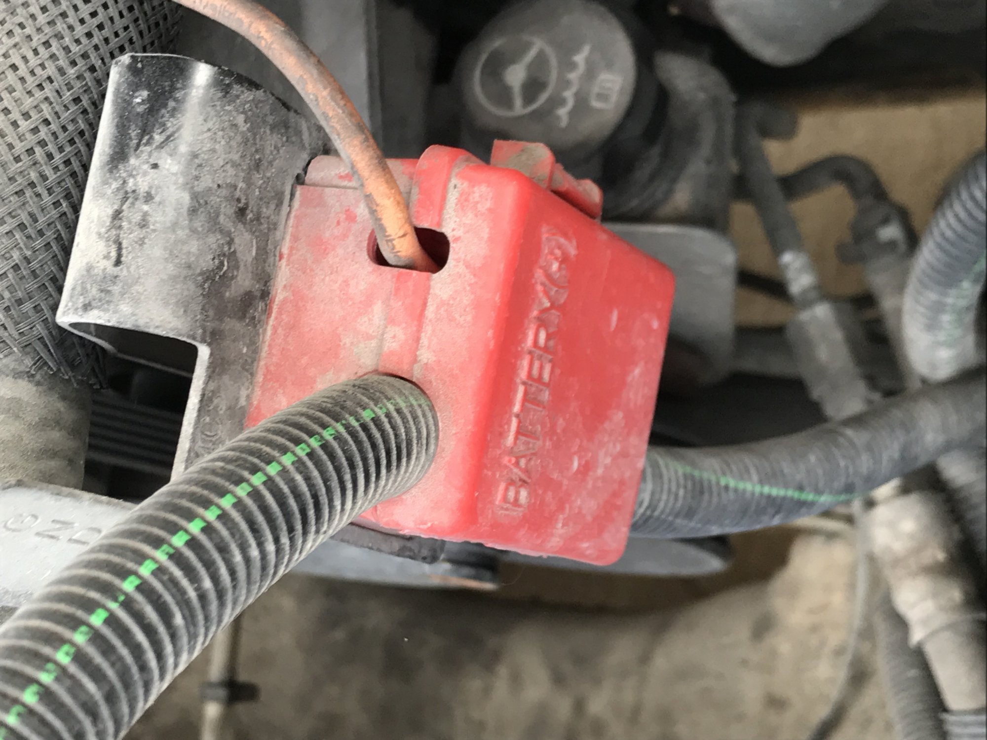 Auxillary power junction box 19992013 Silverado & Sierra 1500 GM