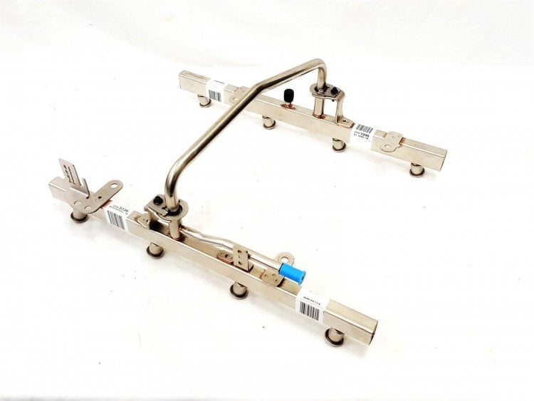 How to disconnect fuel rail crossover? Gen III and IV Small Block & Drivetrain