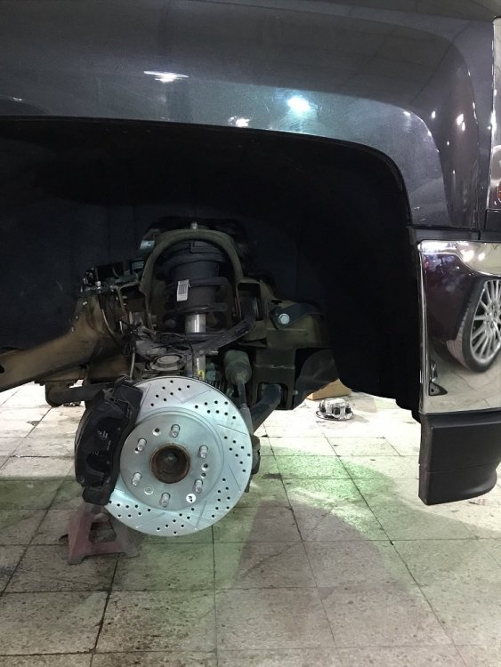 Front Rotor, Pads & Brake lines installed