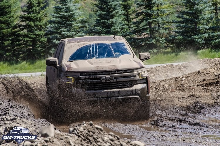 2019_Chevy_Silverado_First_Drive_47.jpg