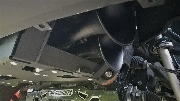 Drivers Side Horns On Truck.jpg