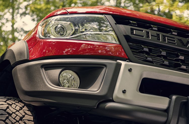 bison bumper and foglight.jpg