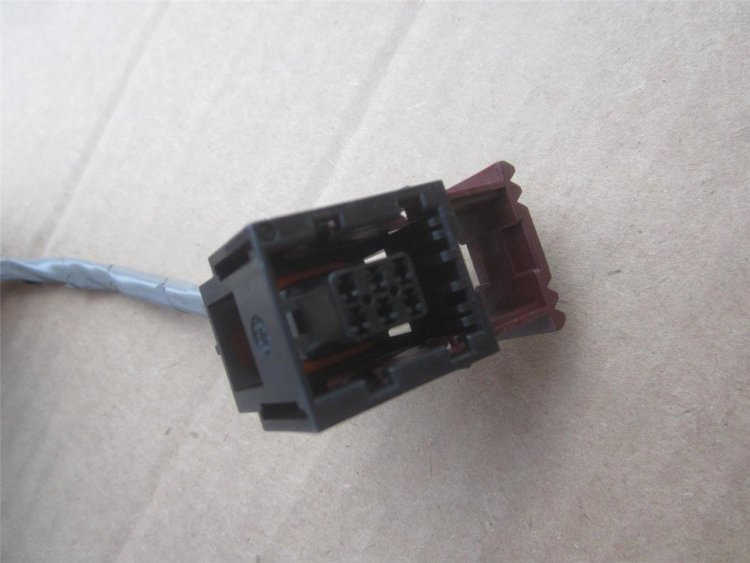 6 Pin door connector.jpg