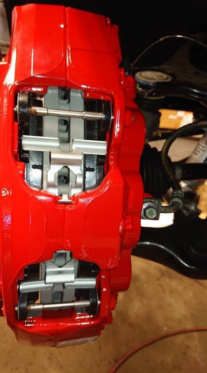 brembo6.thumb.jpg.8b9f0dcb69dc0b362dbb78900192d4e1.jpg