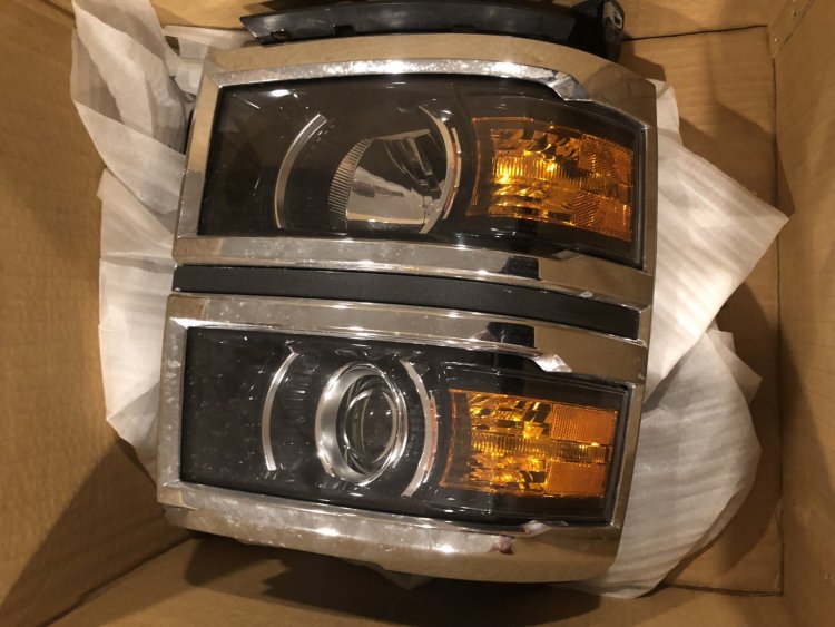 headlight.JPG