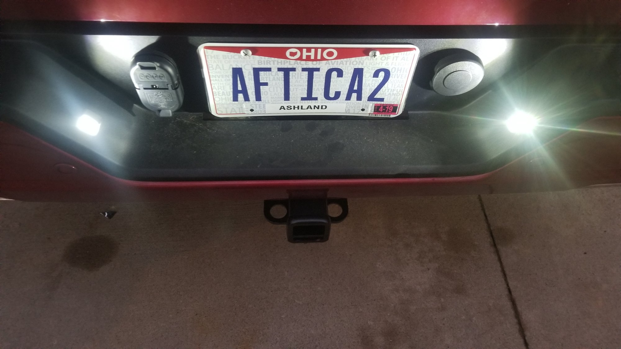 2018 silverado license plate light bulb