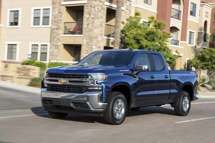 2019-Chevrolet-Silverado-Turbo-100.jpg