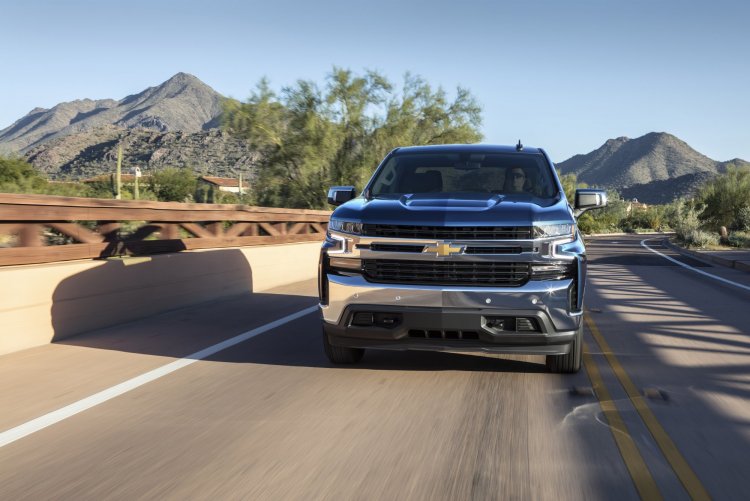 2019-Chevrolet-Silverado-Turbo-102.jpg