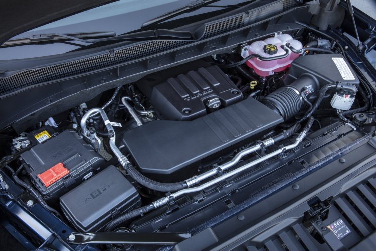 2019-Chevrolet-Silverado-Turbo-113.jpg