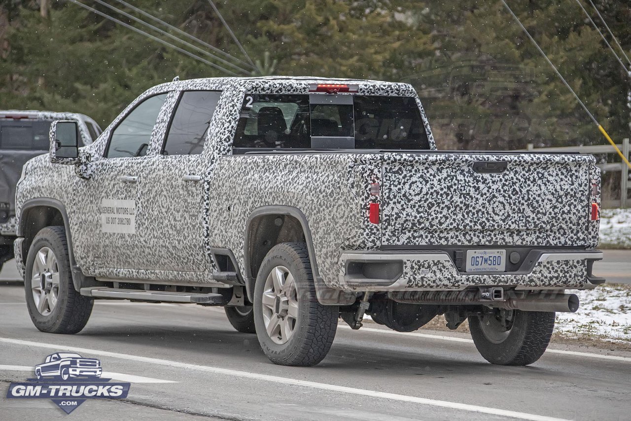 2020 Silverado HD Photographed With Almost No Camo