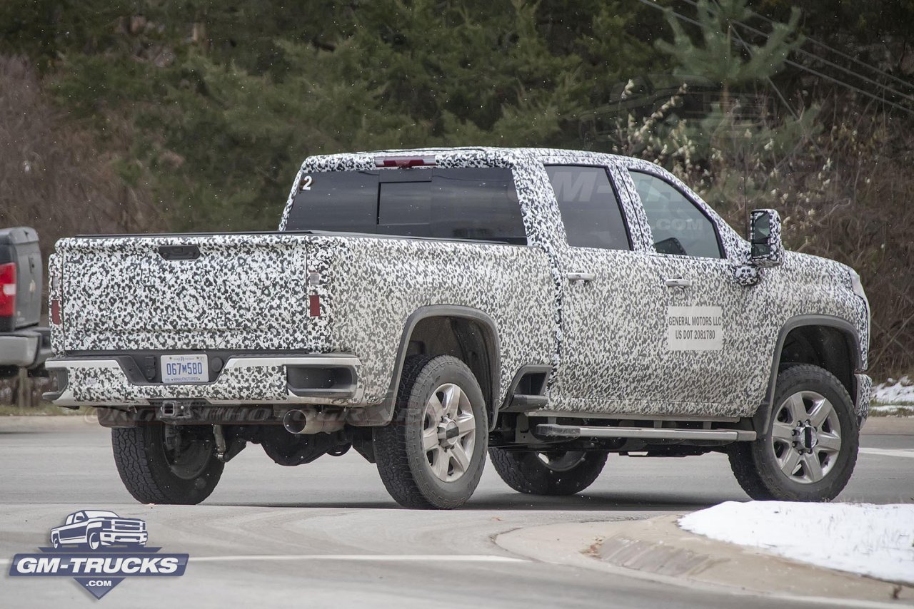 2020 Silverado HD Photographed With Almost No Camo