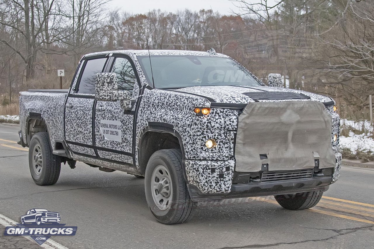 2020 Silverado HD Photographed With Almost No Camo