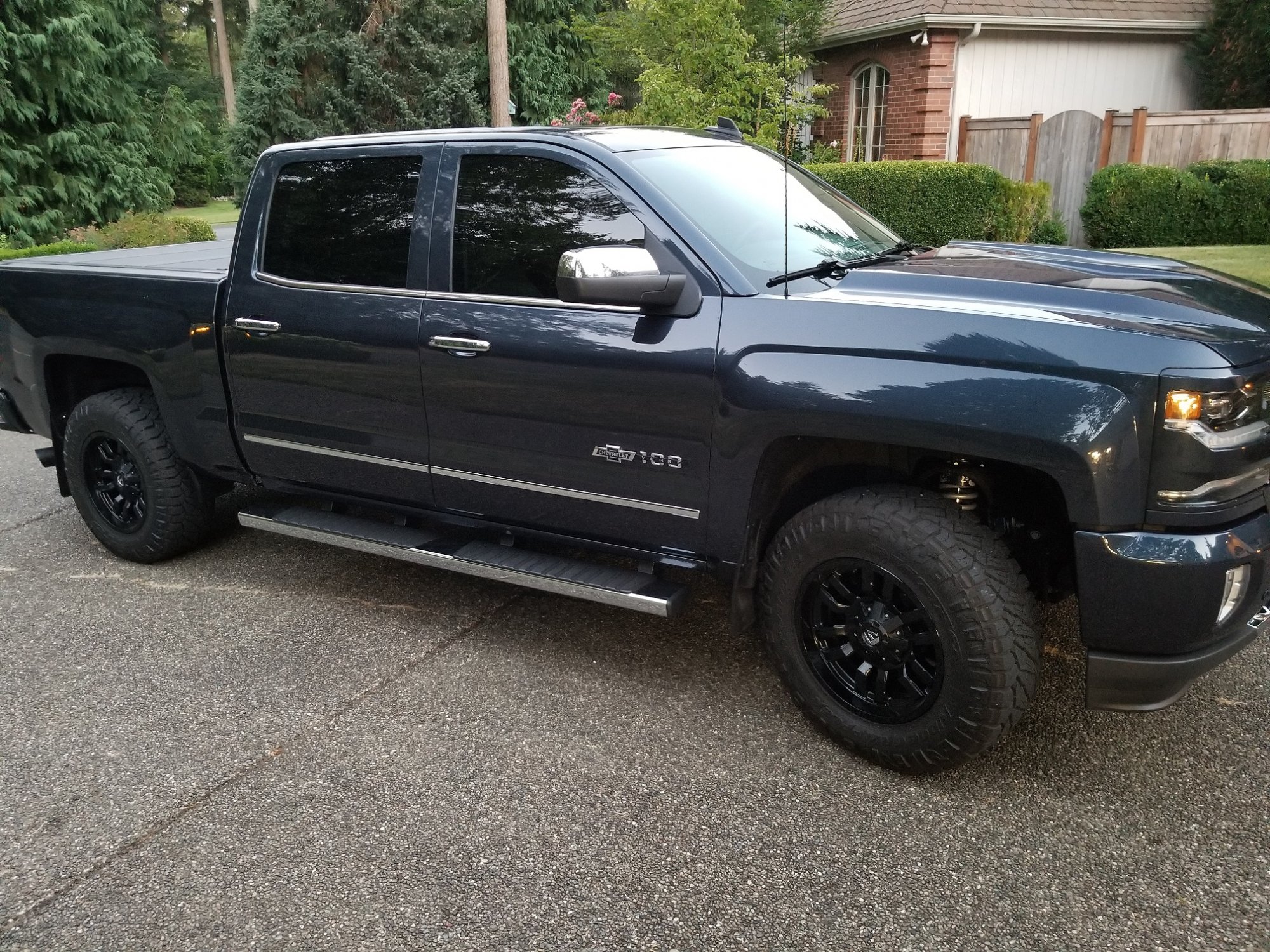 running boards for a 2017 silverado