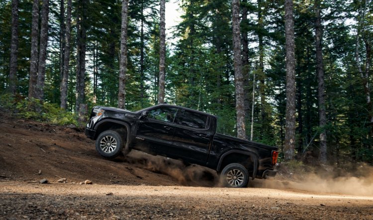 2019-GMC-Sierra-AT4-090.jpg