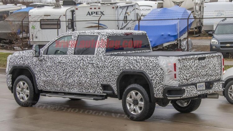 2020-gmc-sierra-hd-spy-photos-1 (3).jpg