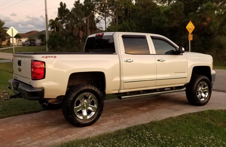 truck pic 2.jpg