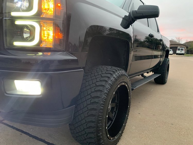 trucklights.jpg