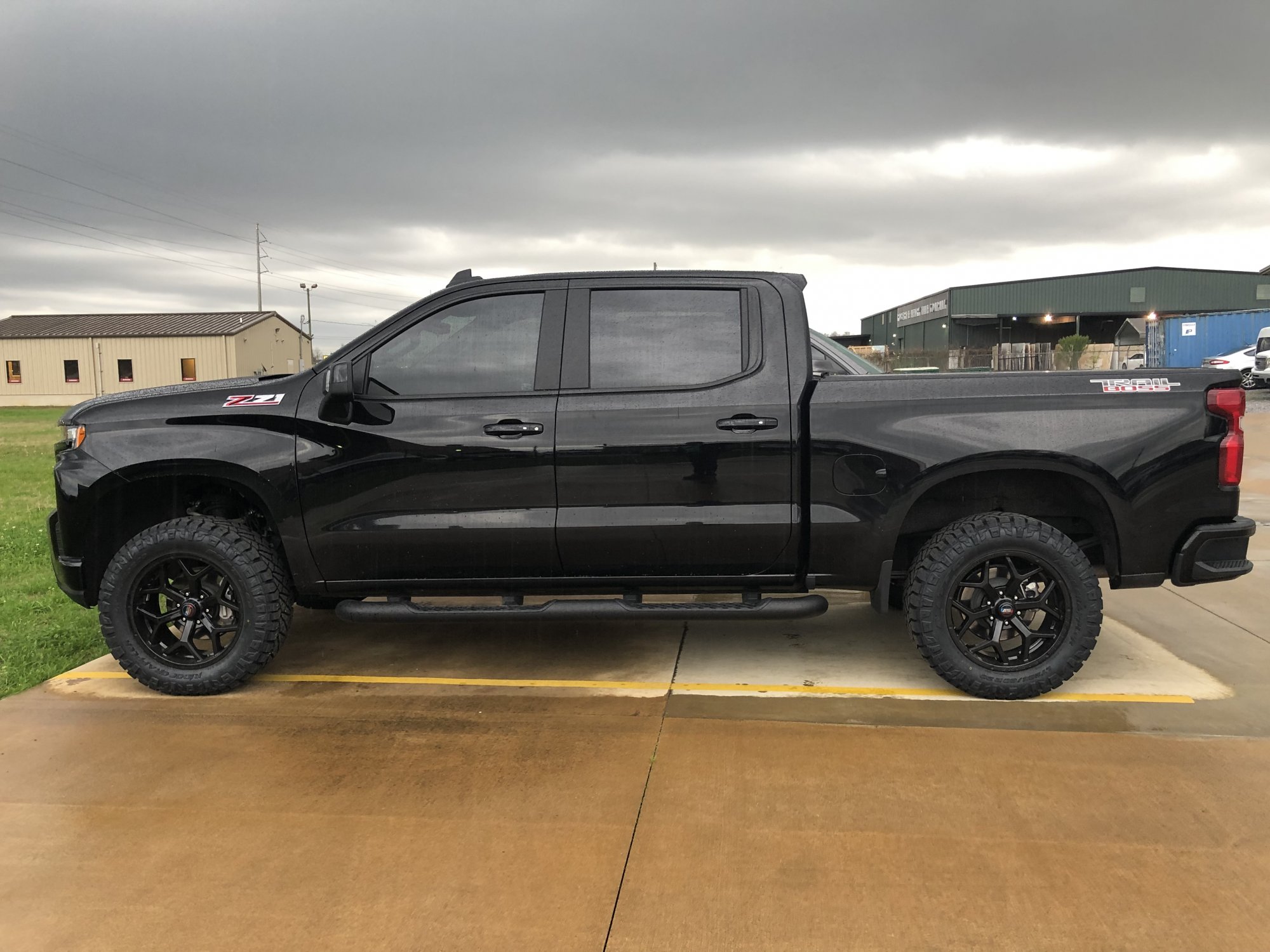 285/60/20 AT tires on Trail boss Page 2 20192025 Chevy Silverado