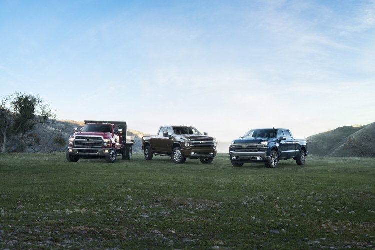 2020-Chevrolet-Silverado-2500HD-HighCountry-036.jpg