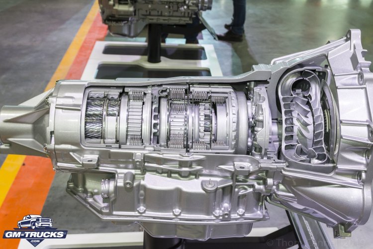 Deep Dive: 2020 HD L8T 6.6L Gas and L5P Duramax 6.6L Diesel Engines
