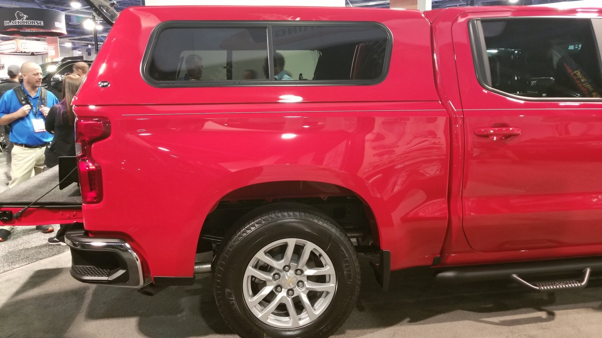2019 chevy silverado truck cap